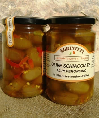 olive schiacciate al peperoncino